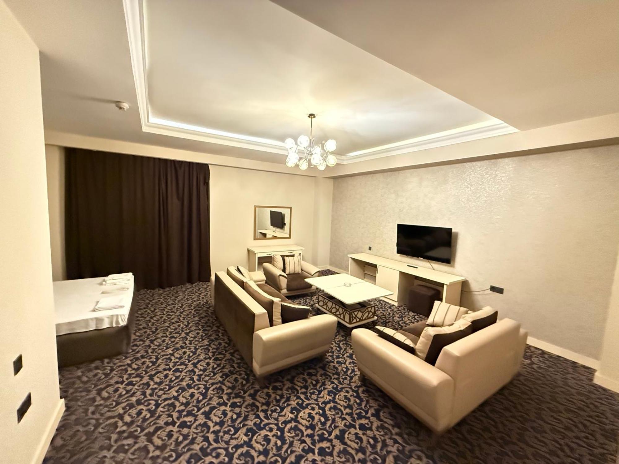 Black Mont Inn Hotel Baku Exterior foto