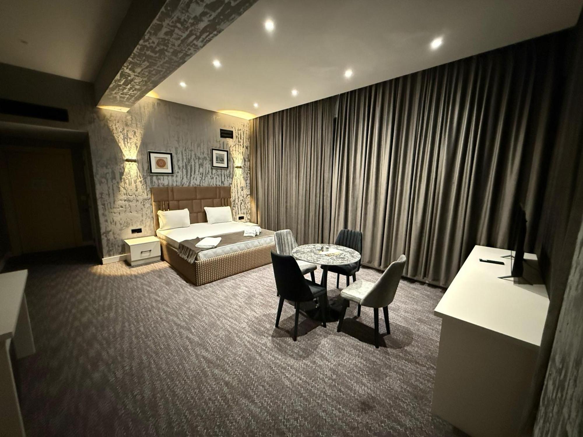Black Mont Inn Hotel Baku Exterior foto