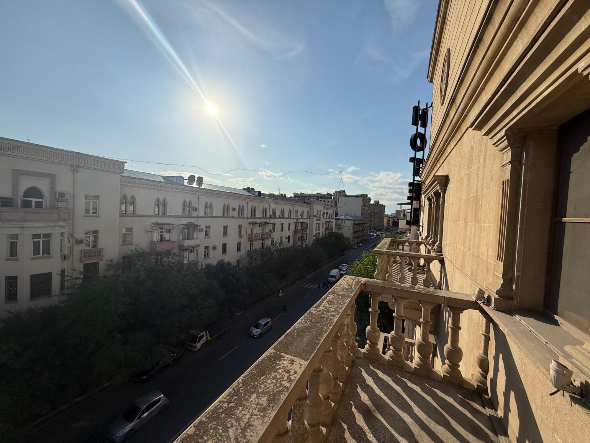 Black Mont Inn Hotel Baku Exterior foto
